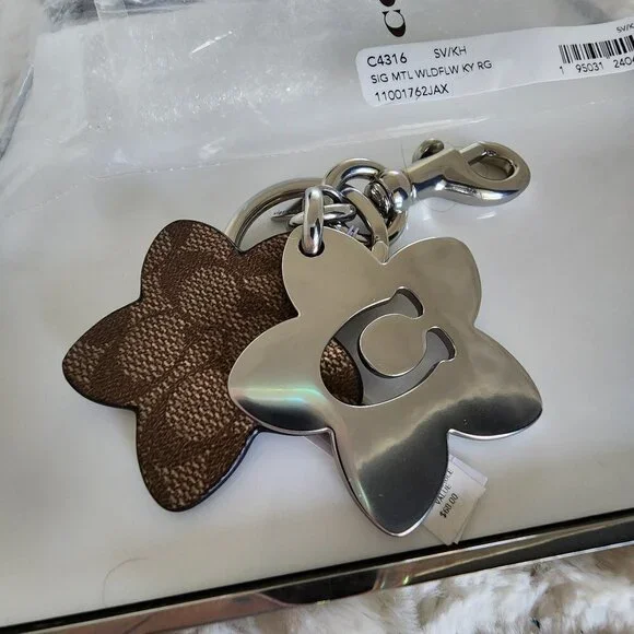 NWT Coach Silver Star Key Fob - Picture 1 of 5